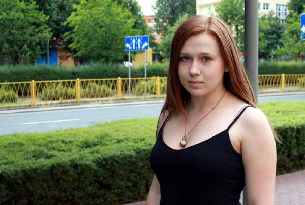 Anna �. :: powi�ksz ::