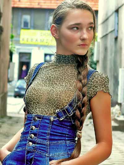 Daria K :: powi�ksz ::